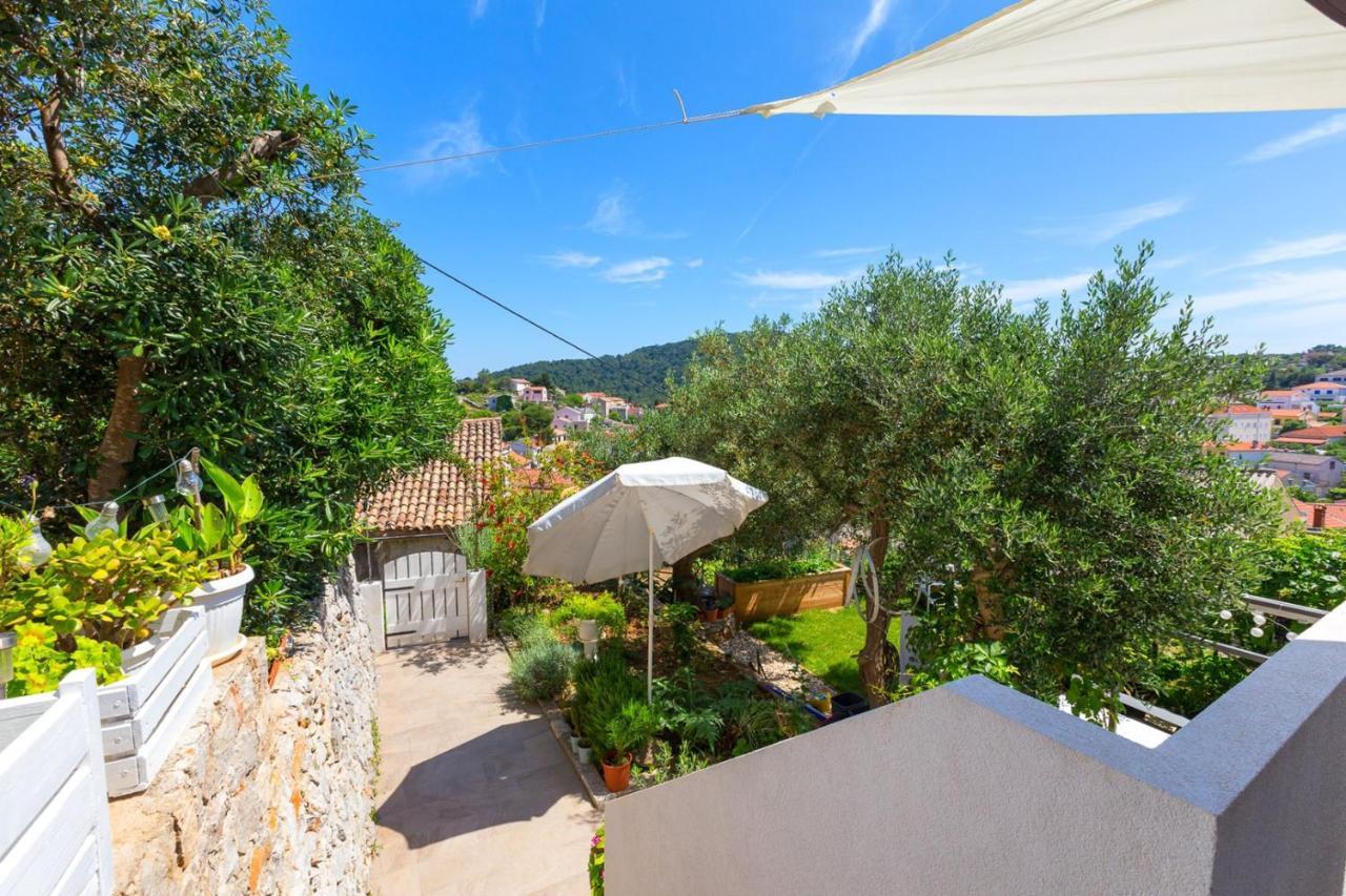 Apartments Valeria, Mali Losinj Bagian luar foto