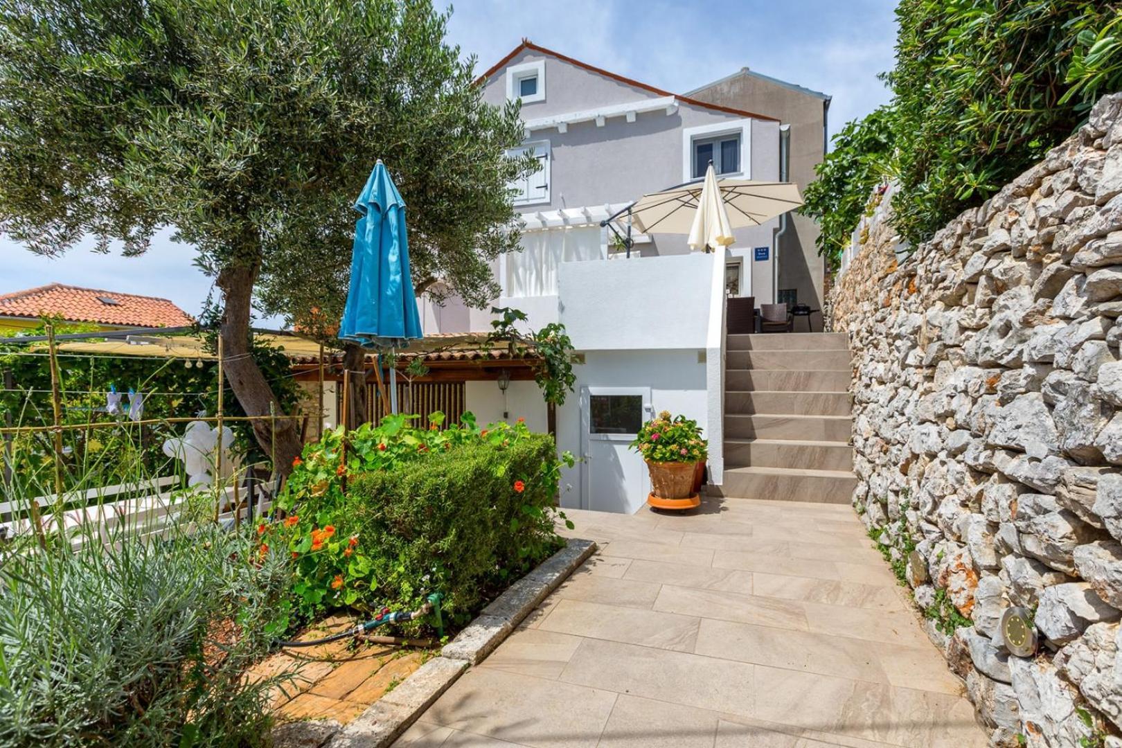 Apartments Valeria, Mali Losinj Bagian luar foto